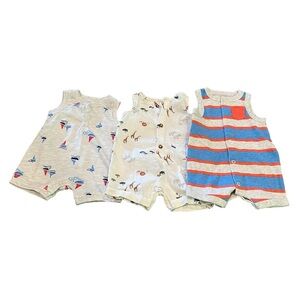 5/$15 sale - Boy’s size newborn Carter’s clothes bundle